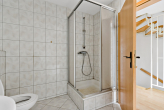 Badezimmer - Charmantes Reihenmittelhaus mit viel Platz, Keller und Garten in gefragter Lage von Zwintschöna