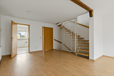 Wohnzimmer - Charmantes Reihenmittelhaus mit viel Platz, Keller und Garten in gefragter Lage von Zwintschöna