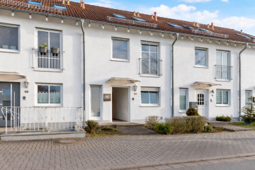 Charmantes Reihenmittelhaus mit viel Platz, Keller und Garten in gefragter Lage von Zwintschöna 06184 Dieskau / Zwintschöna, Reihenmittelhaus zum Kauf
