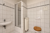 Badezimmer - Ihr neues Zuhause in guter Lage: 3 Zimmer mit Balkon und Einbauküche