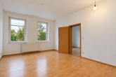 Wohnzimmer - Ihr neues Zuhause in guter Lage: 3 Zimmer mit Balkon und Einbauküche