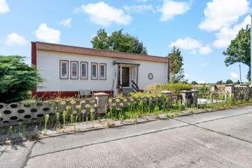 Einfamilienhaus im Bungalowstil in Nienburg ( Saale) 06429 Nienburg (Saale), Einfamilienhaus
