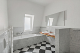 Badezimmer - Penthouse mit Kamin, großem Balkon und hochwertiger Ausstattung