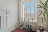 Treppenhaus - Penthouse mit Kamin, großem Balkon und hochwertiger Ausstattung
