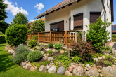 Gartenansicht - Freistehendes Einfamilienhaus mit Terrasse, Garten und hervorragender Anbindung – Wohnen im Ortsteil Zwintschöna