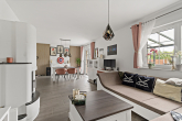 Wohnzimmer - Sie haben den Traum vom Haus in Traumlage und Top-Zustand? Träume können wahr werden!