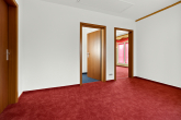 Flur 1.OG ( KI bearbeitet) - Reihenmittelhaus in junger Wohnsiedlung- Parkblick inklusive!