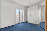 Zimmer 3 OG ( KI bearbeitet) - Reihenmittelhaus in junger Wohnsiedlung- Parkblick inklusive!