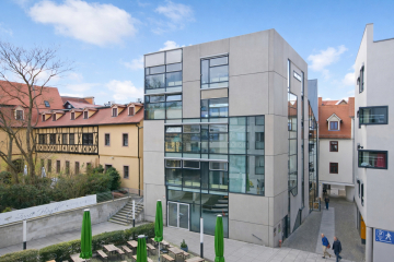 Loftartige Gewerbefläche in der Kleinen Ulrichstraße (Händelhauskarree) 06108 Halle, Ladenlokal zur Miete