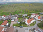 Luftbild - Modernisierungsbedürftiges DHH mit großem Garten und Erweiterungspotenzial!