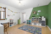 Kinderzimmer 2 - Hochwertige Eigentumswohnung mit Balkon in begehrter Wohnlage!